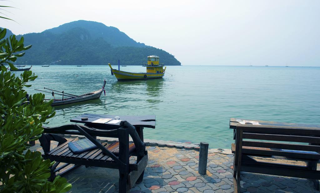 Sunflower Boathouse เกาะพีพี ภายนอก รูปภาพ